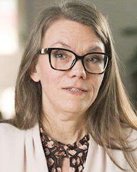 Porträttbild på Åsa Schelin
